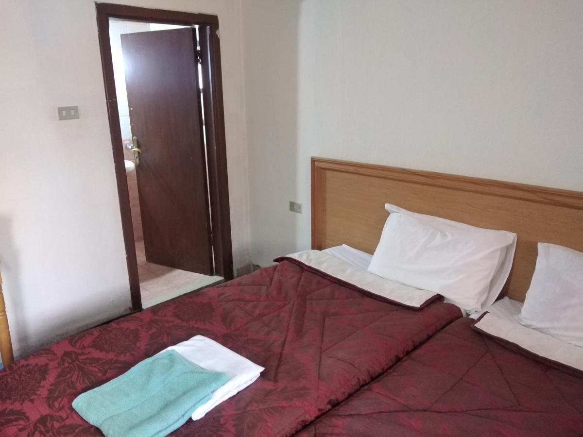مادابا Queen Ayloa Hotel&Restaurant المظهر الخارجي الصورة